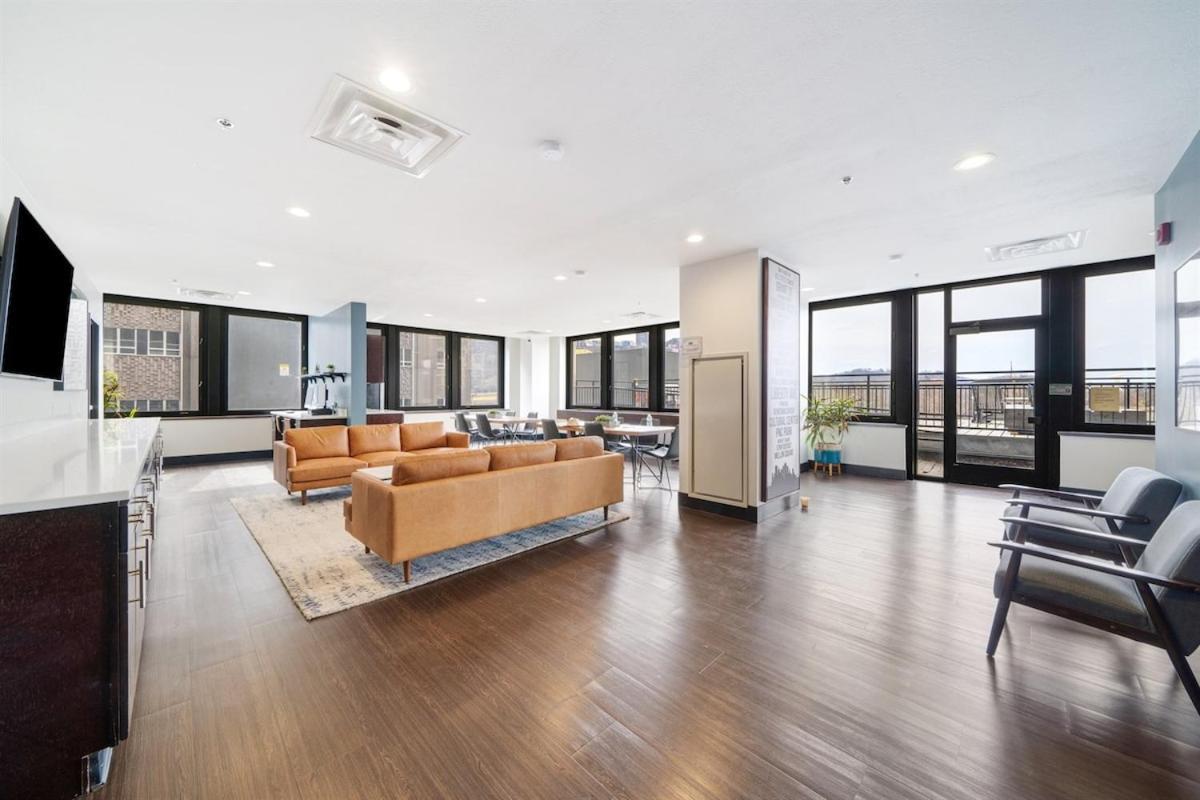 Apartamento Modern Chic Heart Of Pittsburgh 24-7 Parking Gym Lounge Exterior foto